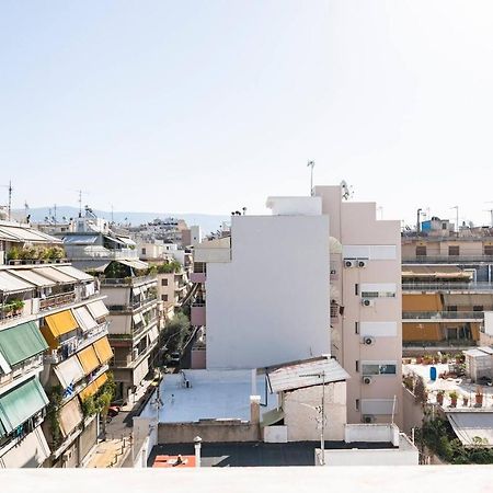 Top Floor Apartment At Petrolona With Big Balcony Αθήνα Εξωτερικό φωτογραφία